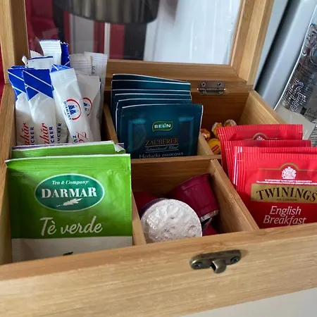 アパート Dora City Apartament *