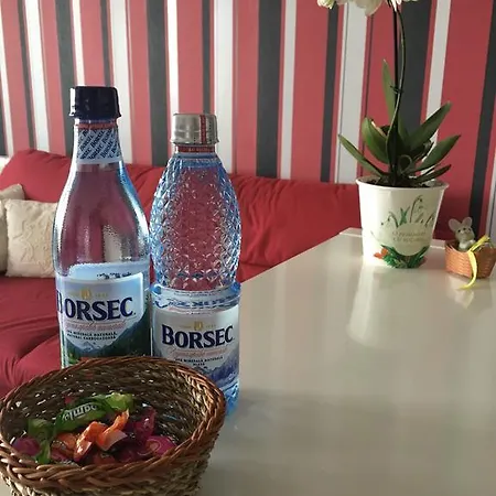 アパート Dora City Apartament *