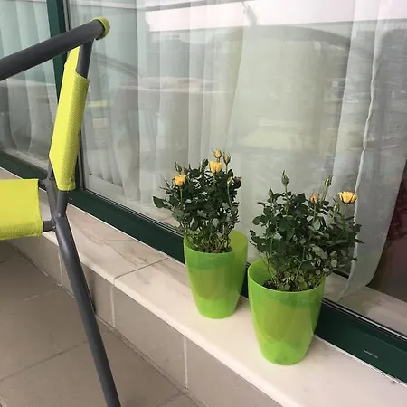 アパート Dora City Apartament *