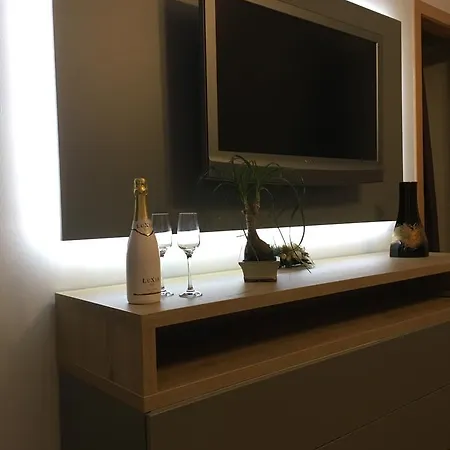 Dora City Apartament アパート クルージュ＝ナポカ
