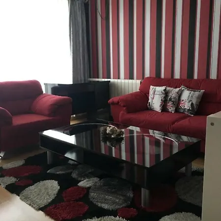 Dora City Apartament アパート *